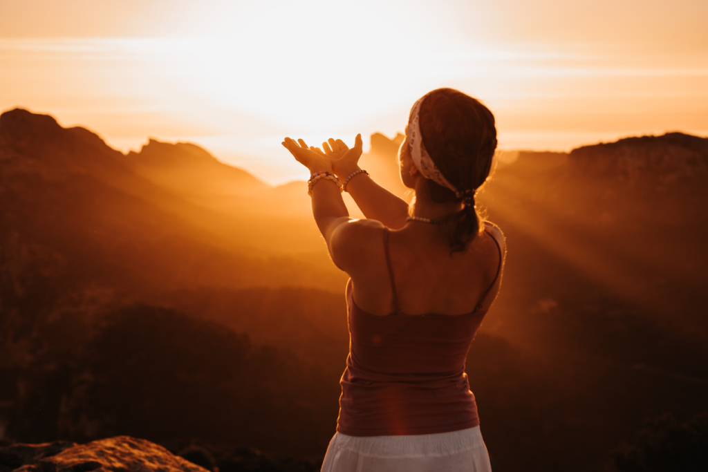 5 spirituális tanítás, ami tényleg megváltoztathatja az életed