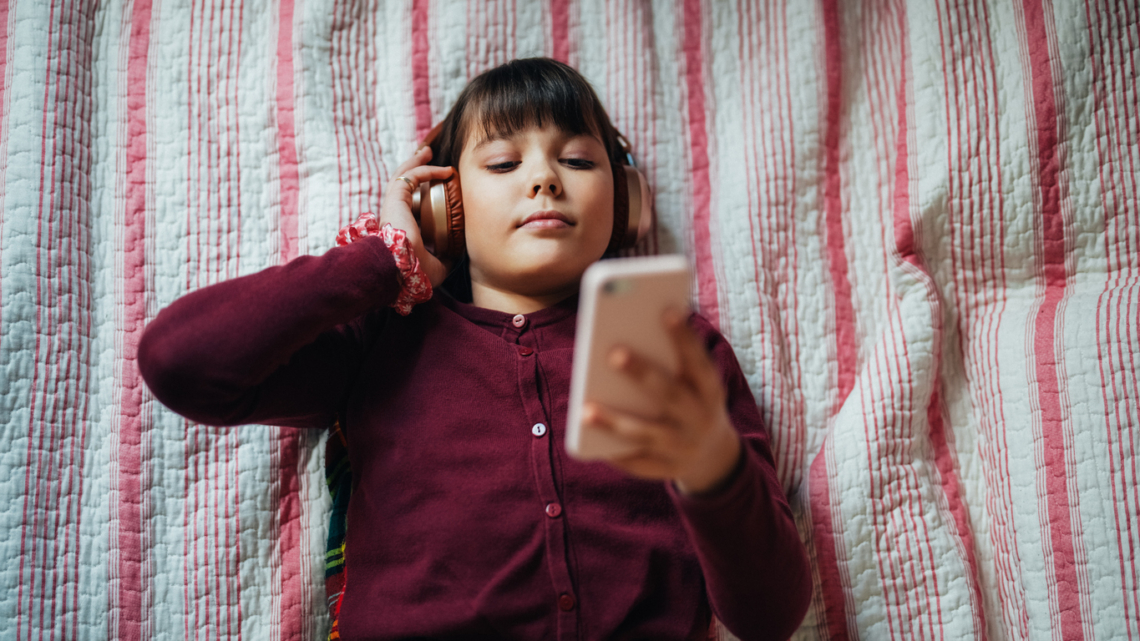 A tinédzserek már nem veszik fel a telefont – Biztos, hogy modortalanság?