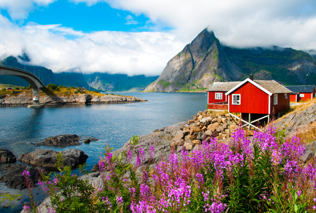 Varázslatos Lofoten-szigetek: ahol a nap sosem nyugszik le