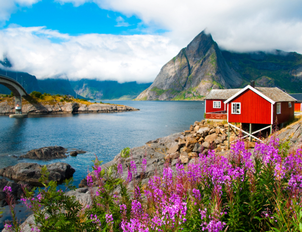 Varázslatos Lofoten-szigetek: ahol a nap sosem nyugszik le