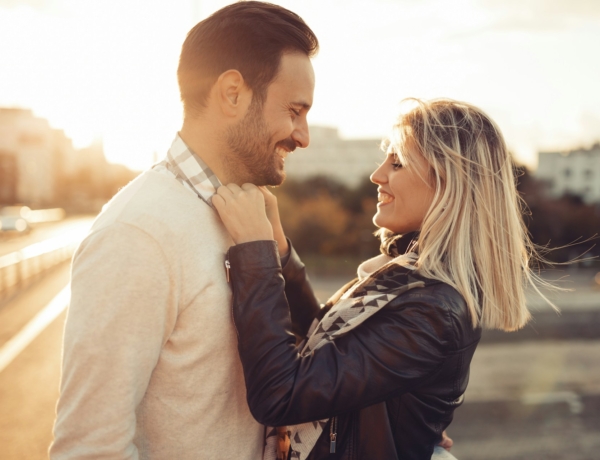 „A vőlegényem a pincérnőkkel flörtöl” – Igaz történetek