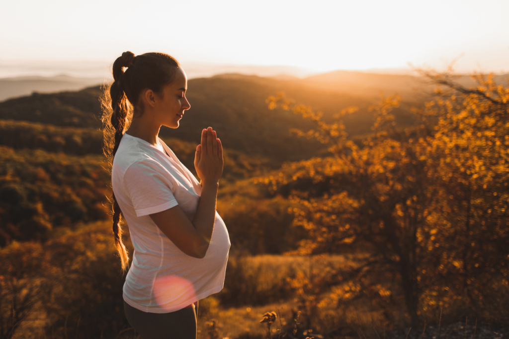 Várandósság a keleti bölcsességek szerint: 10 érdekesség, amitől más fényben látod nyugatiként az életet