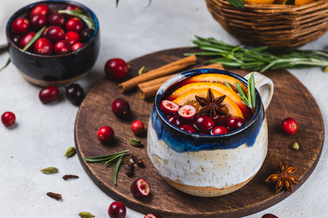 A tudomány szerint így hat a testedre a forralt bor – nem csak melegít