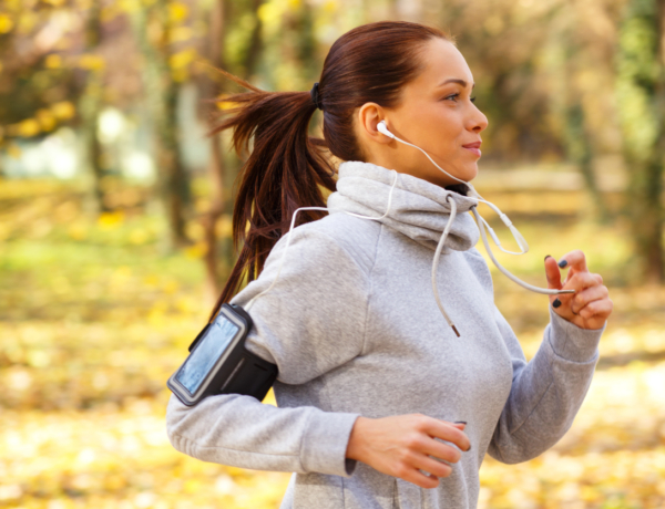 A 4 legrosszabb szokás, ami árt az izmaidnak és az ízületeidnek – és te is csinálod