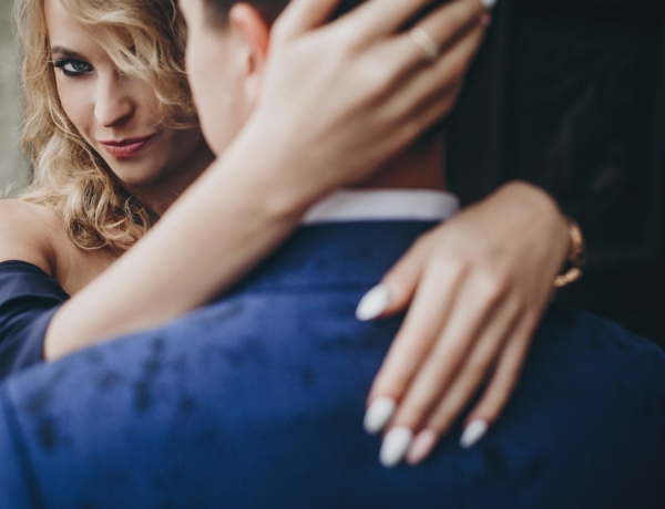 7 naponta kell egy randi, 7 hetente egy ottalvós kiruccanás? A 222, 555, 666 és 777 párkapcsolati szabályok