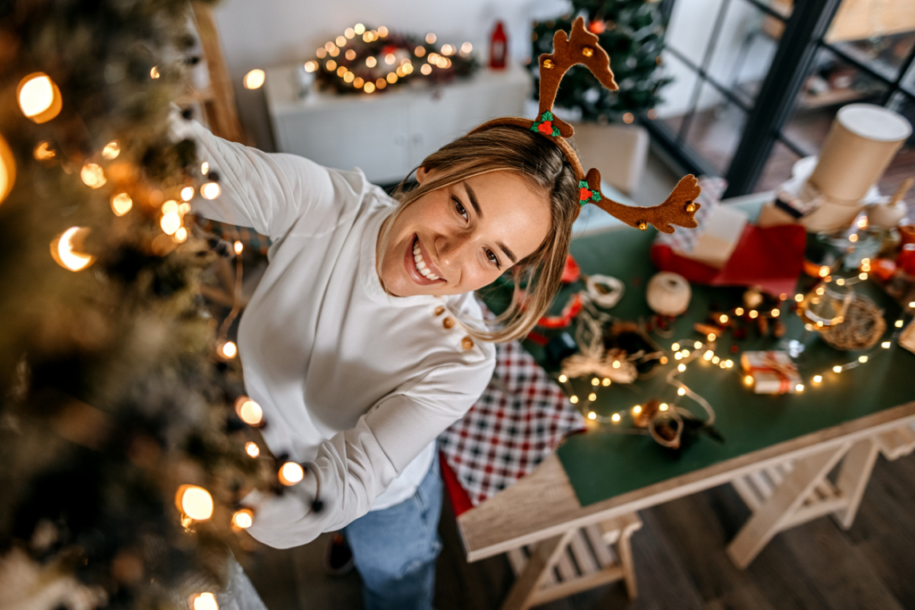 Idén minden díszt, és az összes béna karácsonyi dalt akarom!