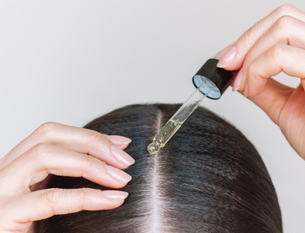 Megtaláltuk a 9 legjobb fejbőrszérumot – bőrgyógyászok ajánlásával