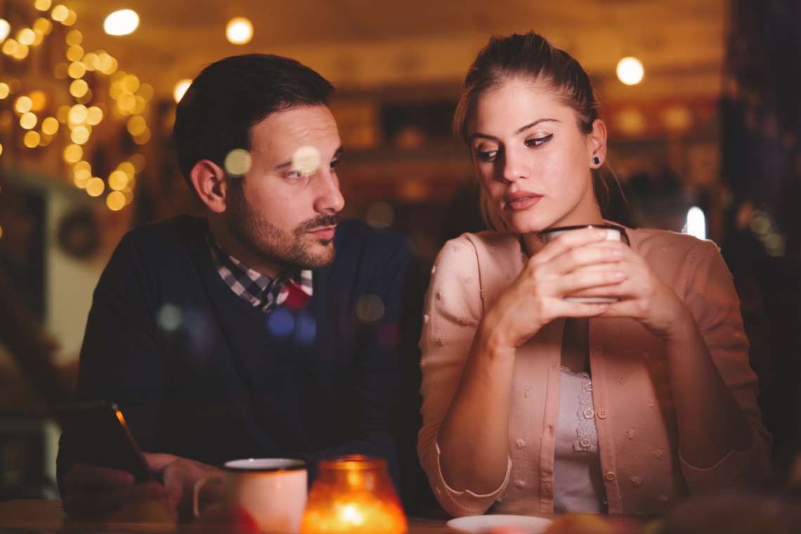 5 figyelmeztető jel, hogy te vagy a „mentőangyal” szerepben a kapcsolatodban