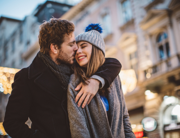 „Nem szeretnék laza barátnő lenni” – A mítosz, amibe a romkomok hajszoltak bele
