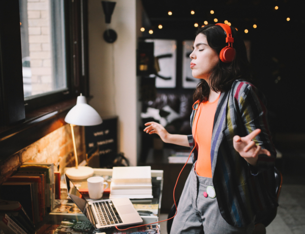 Tudatalatti szinkron – Ezért mozgatjuk a lábunkat a zenére