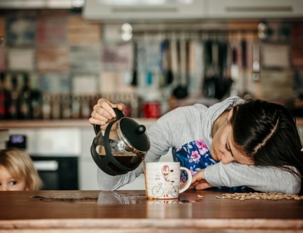 Hogyan tanítsam meg a lányomnak, hogy merjen pihenni, ha én sem merek?