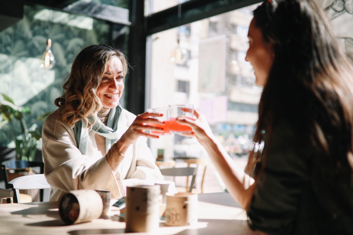 Ebből a 3 jelből eldöntheted, hogy a barátnőd titokban féltékeny rád