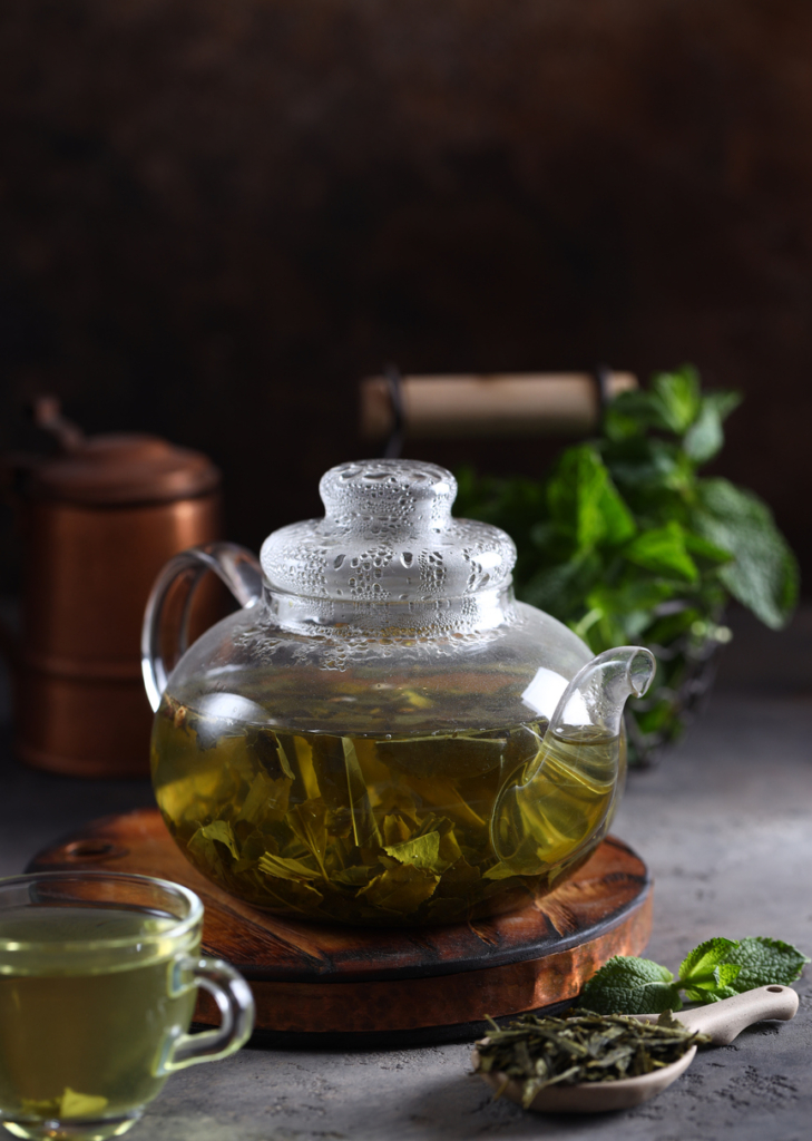 Egy kanna zöld tea