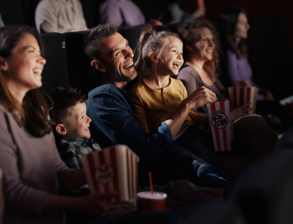 12 film szilveszterre, hogy stílusosan indítsd 2026-ot