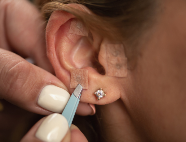 A fül akupresszúra: valóban segít a stressz és szorongás ellen?