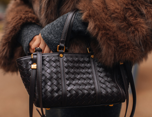 A melegítőnadrág újra menő – ezzel a kabáttal lesz igazán vagány hangulata