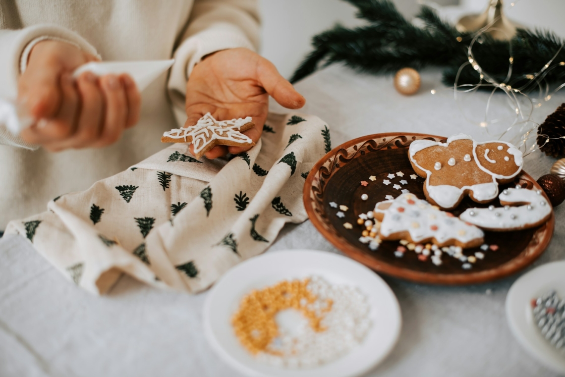 10 egyszerű mézeskalács dekorációs ötlet, amit gyerekjáték megcsinálni