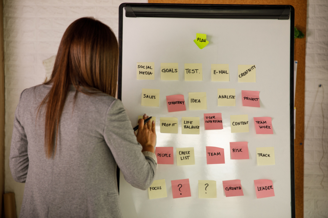 Így készítsd el a 2026-os vision boardodat a művészetterapeuta szerint