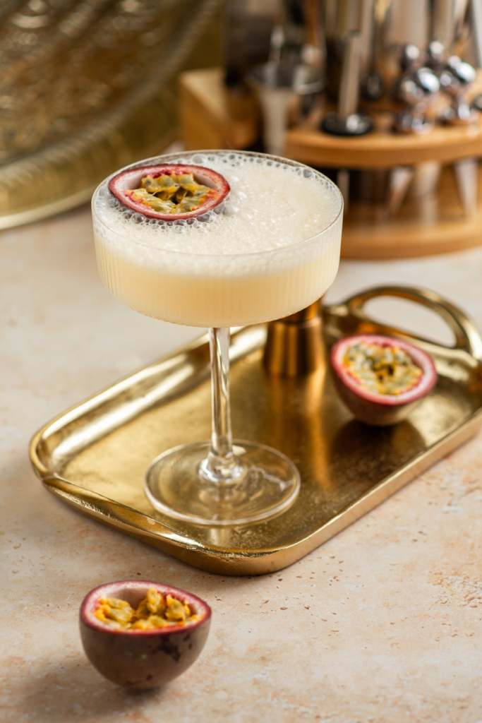 Passion fruit martini koktél