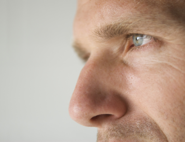 Mit érdemes tudni az orrszőr eltávolításáról?