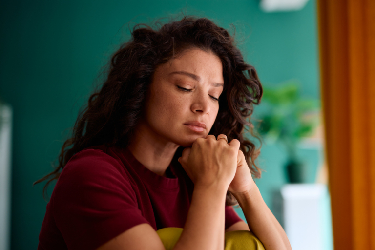 7 mondat, amit ideje lenne elengedned magaddal szemben