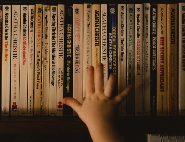 Agatha Christie és Hercule Poirot kalandjai – Így élt és alkotott a világ egyik legismertebb krimiírónője