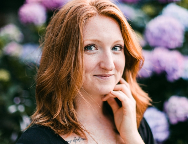 „Az anyósom beszól, a nagybátyám üvöltve politizál.” – Neked milyen magánszám szerepel a toxikus családi bingón?