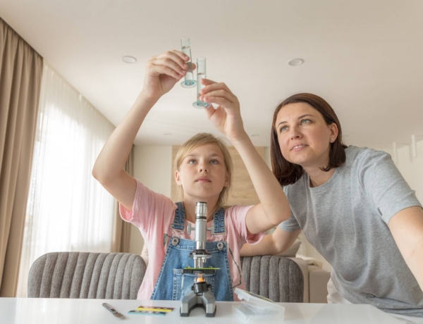 Honnan indul valójában a kötődés: a biológiából vagy a mindennapokból?