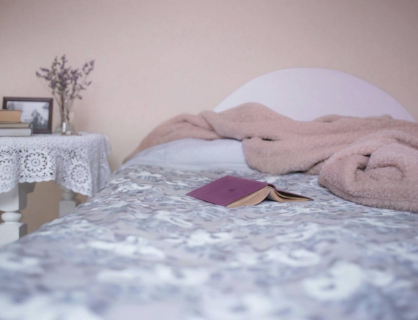 Ágyneműhuzat: a hálószoba hangulata és az alvásminőség titkos fegyvere