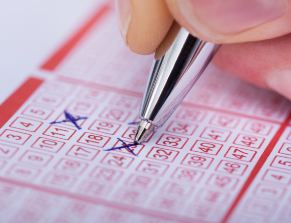 Mi az a Bayesiánus gondolkodás, és hogyan segíthet megnyerni a lottót?