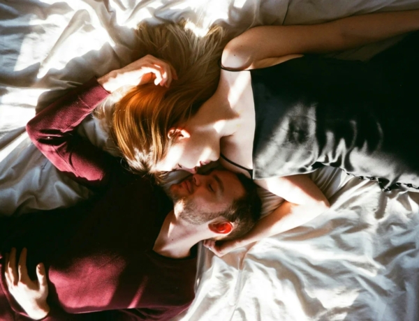 „Nem házsártos, mindig örül nekem.” – Férfiak vallomásai arról, mit tesz meg a szeretőjük, amit a feleség nem