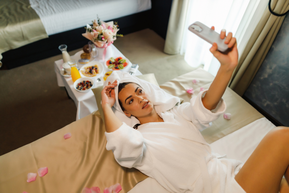 A valódi szépség nem sablonból készül: szubjektív vádirat az egyenarcok ellen