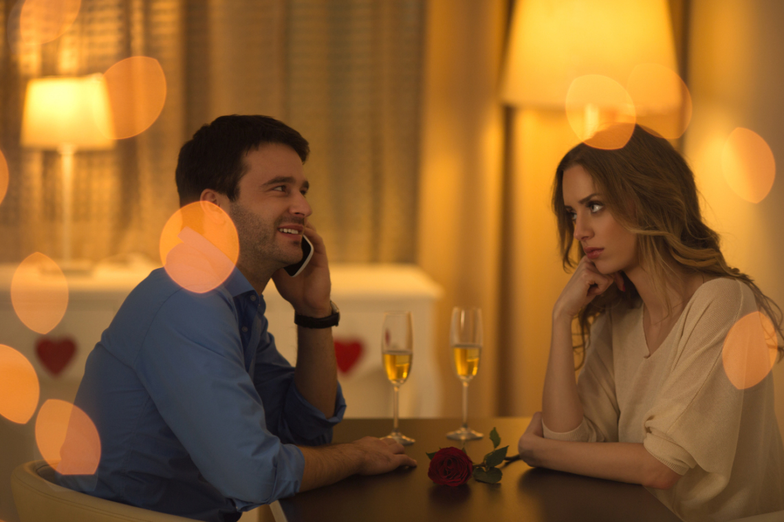 5 biztos jel, hogy a partnered titokban új kalandokra vágyik