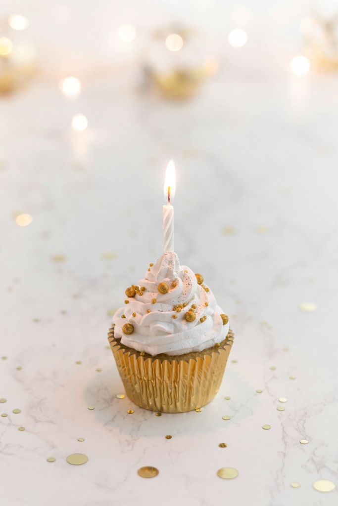 Cupcake egy gyertyával