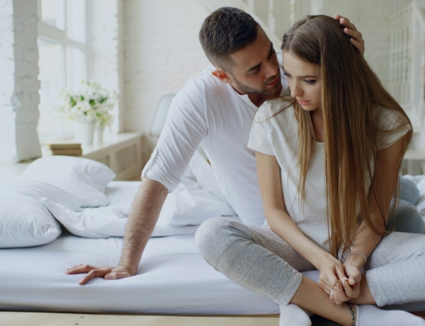 „Álmatlanságban szenvedek és ő direkt felébresztett.” Mit tesz veled a nárcisztikus partner?