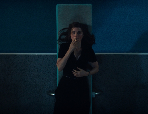Vladimir: Rachel Weisz főszereplésével érkezik az év egyik legprovokatívabb sorozata a Netflixre