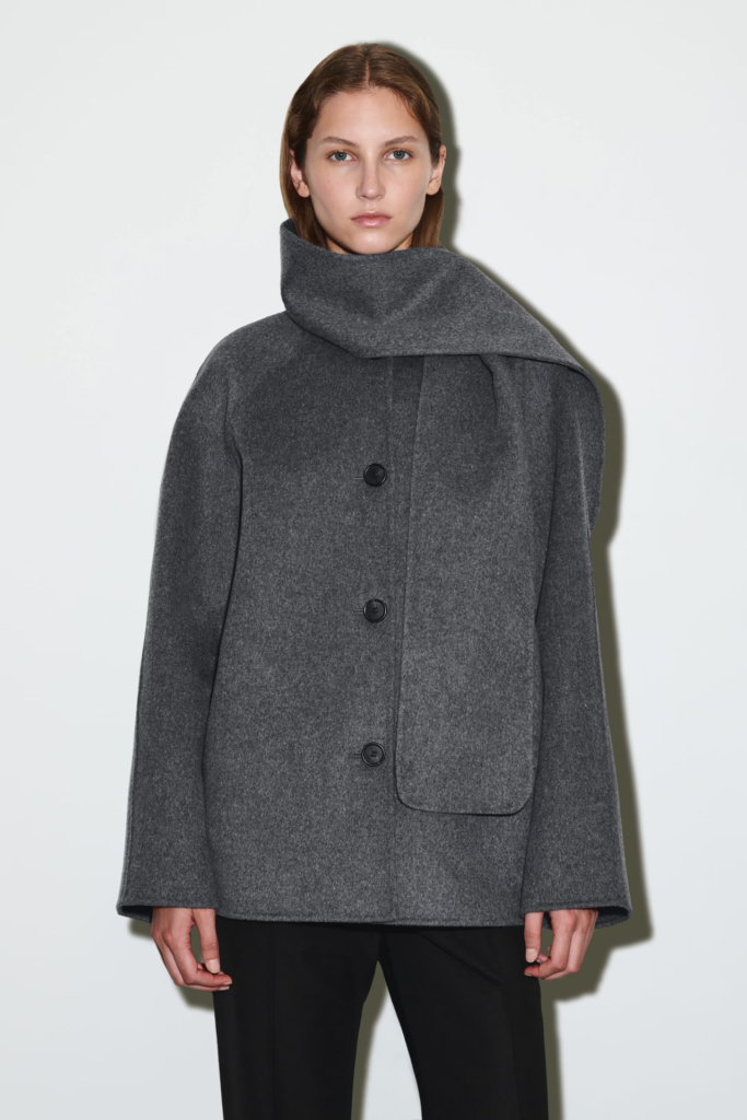COS Cappotto con sciarpa in lana