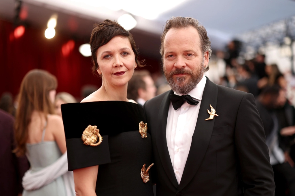 Maggie Gyllenhaal nincs szétplasztikázva, és ott tartunk, hogy az emberek a kinézetén szörnyülködnek