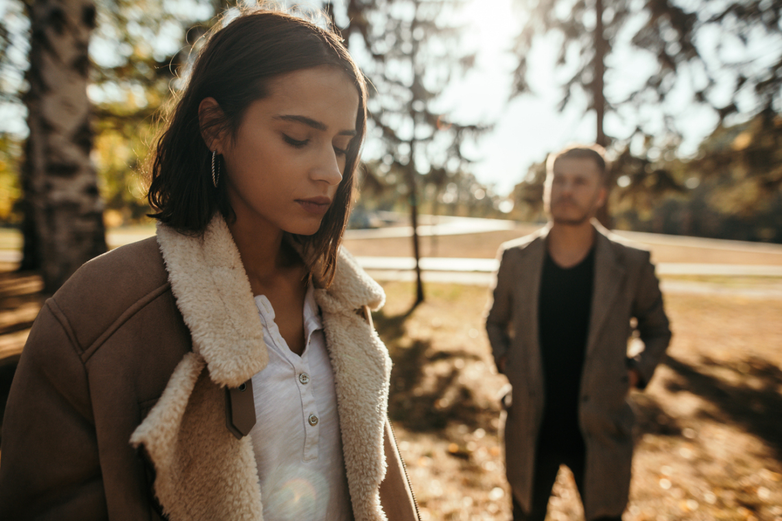 5 vészjósló jel, hogy nem érzed magad egyenrangúnak a párkapcsolatodban