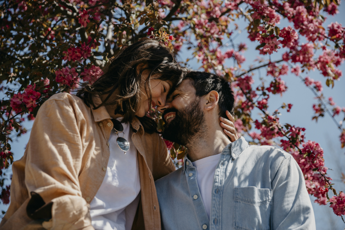 Napi horoszkóp 2026. március 9.: okos döntések a pénz és a szerelem terén