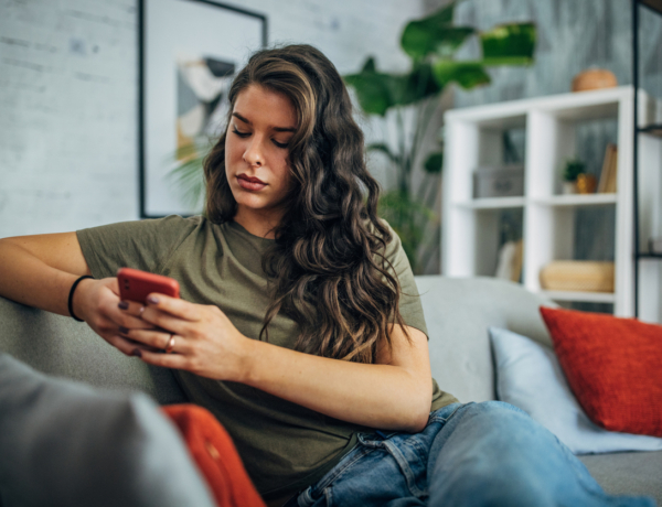 Nem a telefonomtól vagyok fáradt, hanem attól, amit rajta látok – ezért fontos a tudatos tartalomfogyasztás