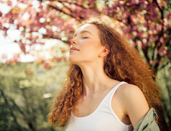 A hosszabb nappalok meglepő hatása a szervezetre, amit te is tapasztalhatsz