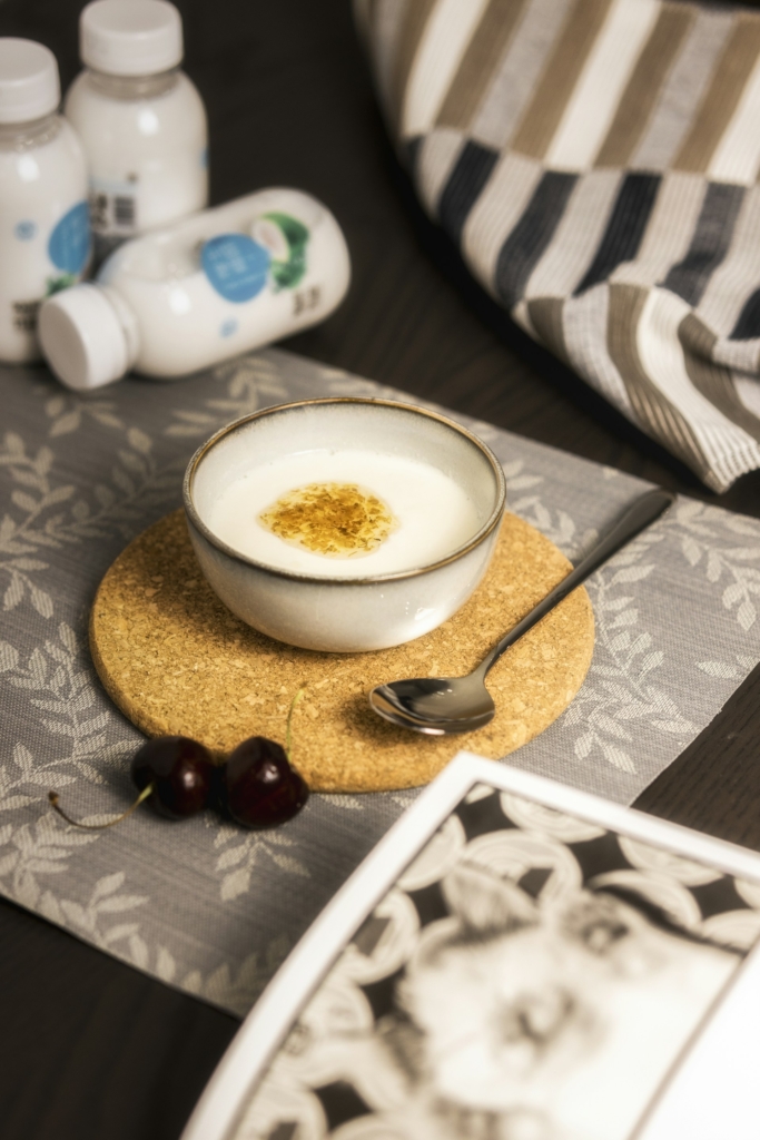 Joghurt mézzel és fahéjjal