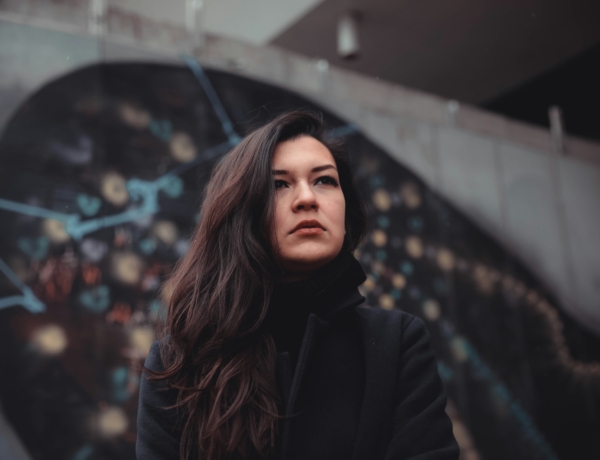 „Chilit szívtam az orromba és felmásztam a lámpaoszlop tetejére.” – A depresszió 10 kevésbé ismert jele