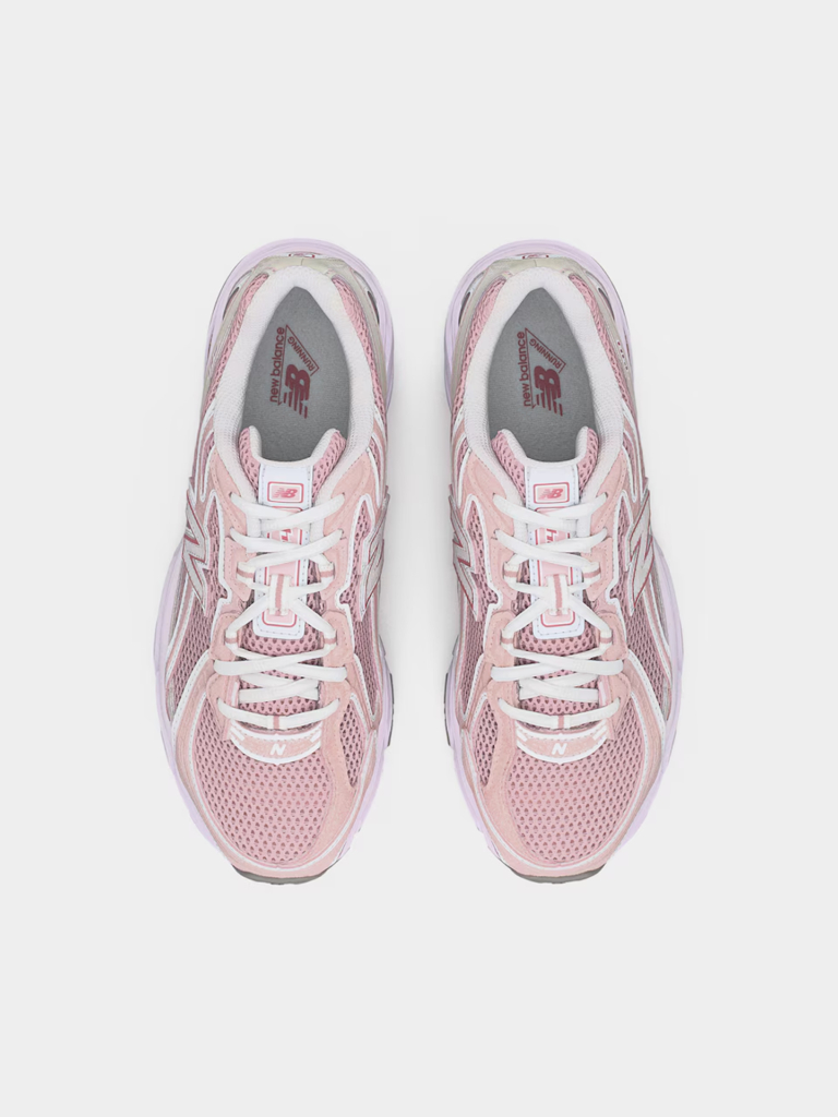 New Balance 740