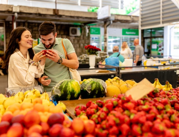 7 szabadtéri randiötlet, ami garantáltan nem lesz kínos – még az elején sem