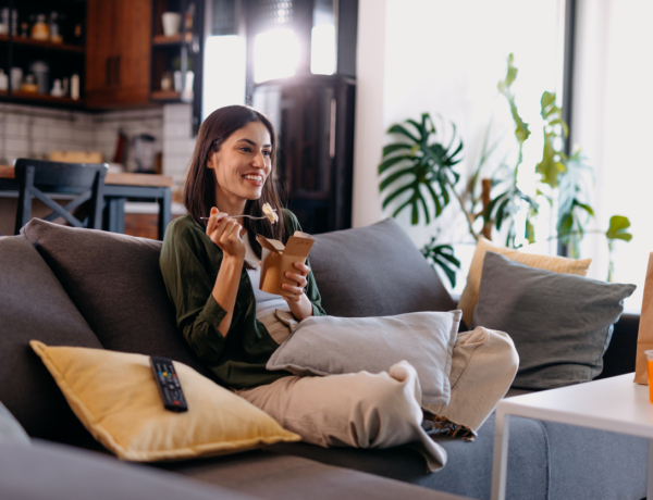 Nem attól vagyok „rendes”, hogy minden este főtt ételt készítek: Miért a főzés a törődés mércéje még a mai napig is?