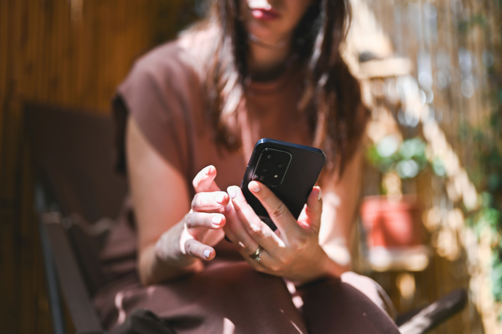 Végrendelet az Instagram felett: Mi történik a digitális lábnyomommal, ha már nem leszek?