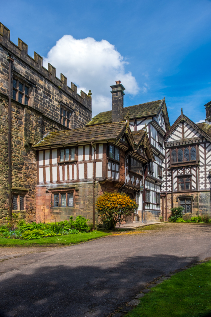 Tudor stílusú ház Chapeltown
