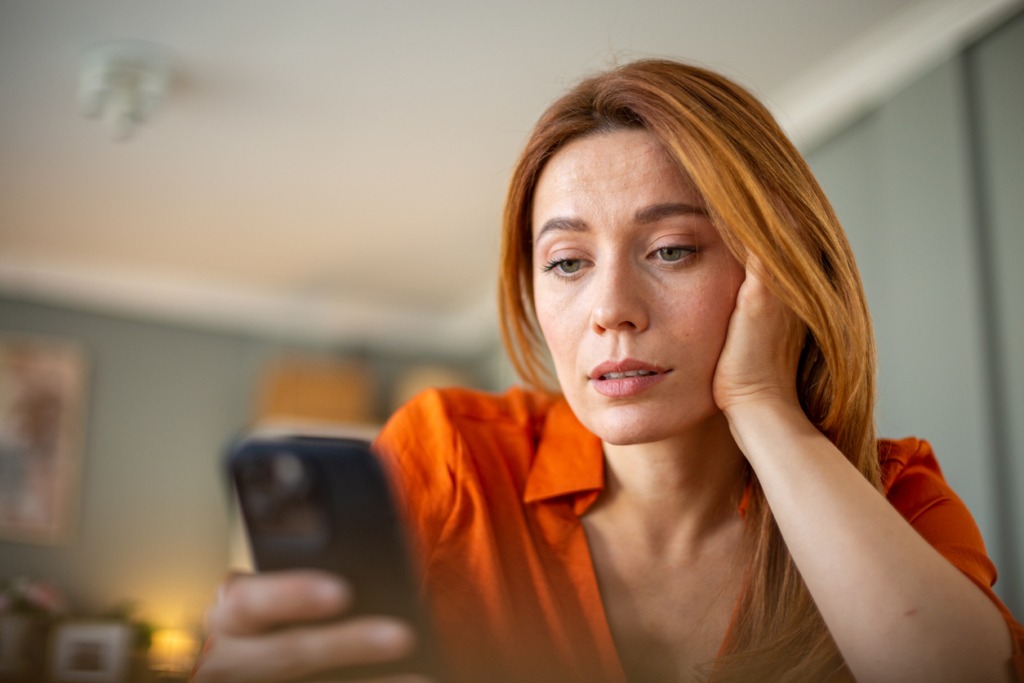 Kevesebb görgetés, kevesebb depresszió: Így használd tudatosabban a telefonodat